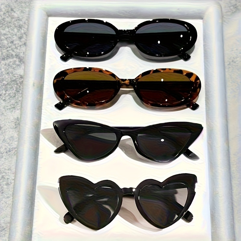 Men Fashion Photography - 4 Pasang Kacamata Kombinasi Bentuk Oval